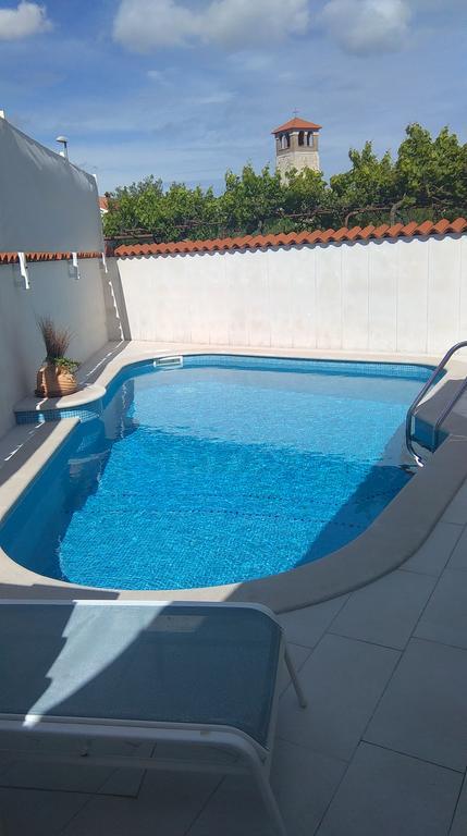Holiday Pool House Pula Luaran gambar